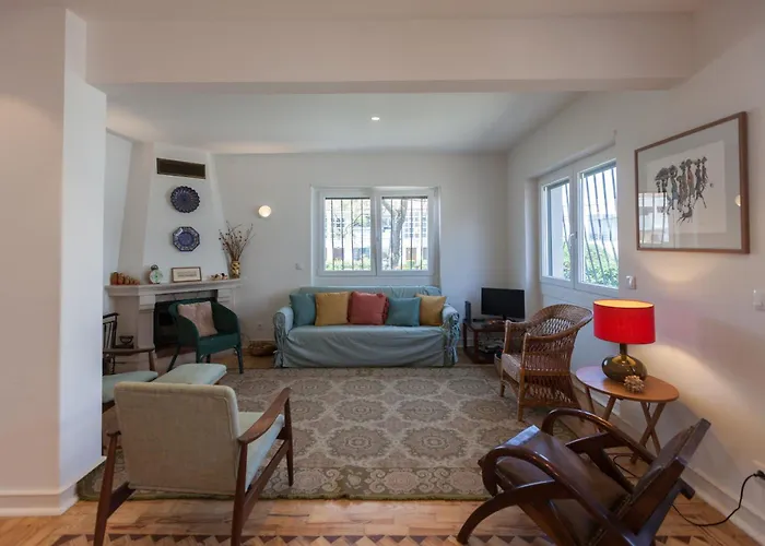 Casa vacanze Flh Jacaranda Costa Caparica House *